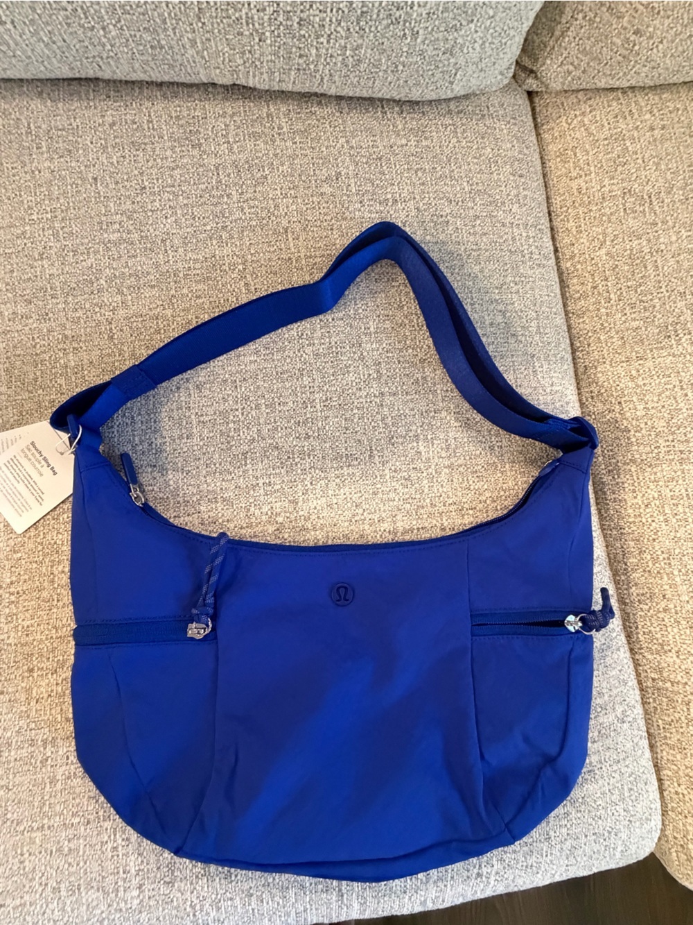 Lululemon Slouchy Sling Bag 6L riverside blue NWT - Picture 6 of 14